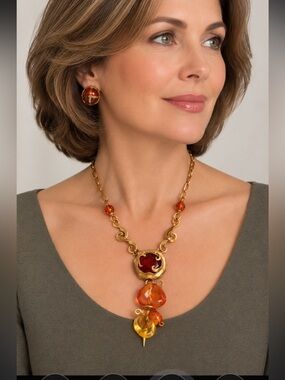 Exquisite & Unique necklace Style Art Nouveau